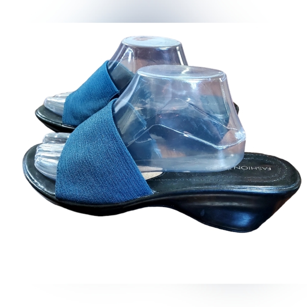 Fashion Bug Heeled Sandals 11 Blue Wedge Heels Shoes Footwear Woman. 2.5…